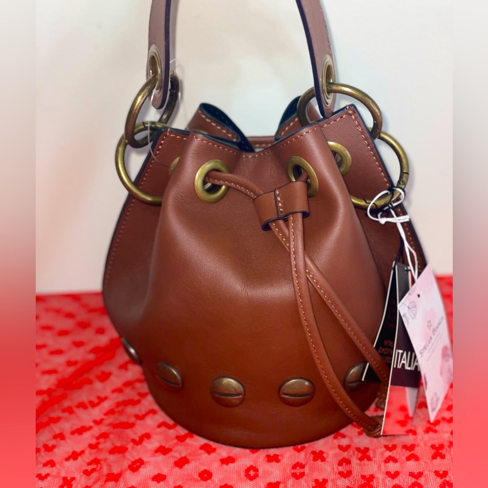 🌸Stella Bianca🌸NEW🌸Studded Leather Bucket Bag🌸